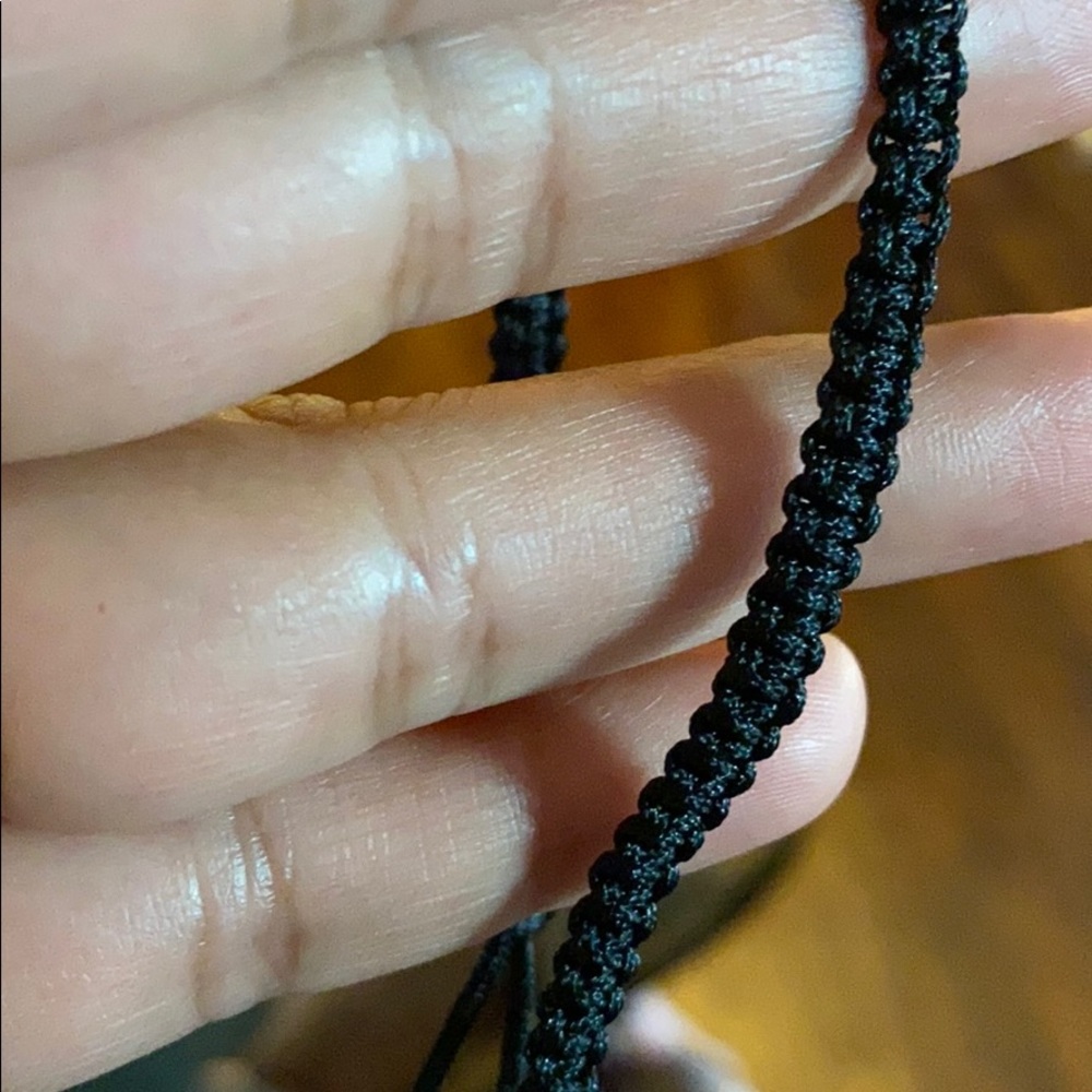 Macrame bracelets - Picture 3 of 4